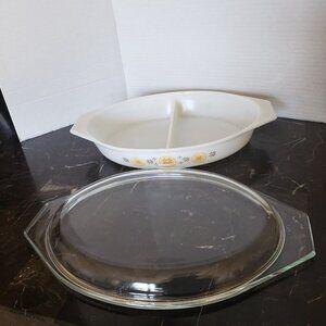 Pyrex Vintage 1960s Town and Country with lid Divided Casserole